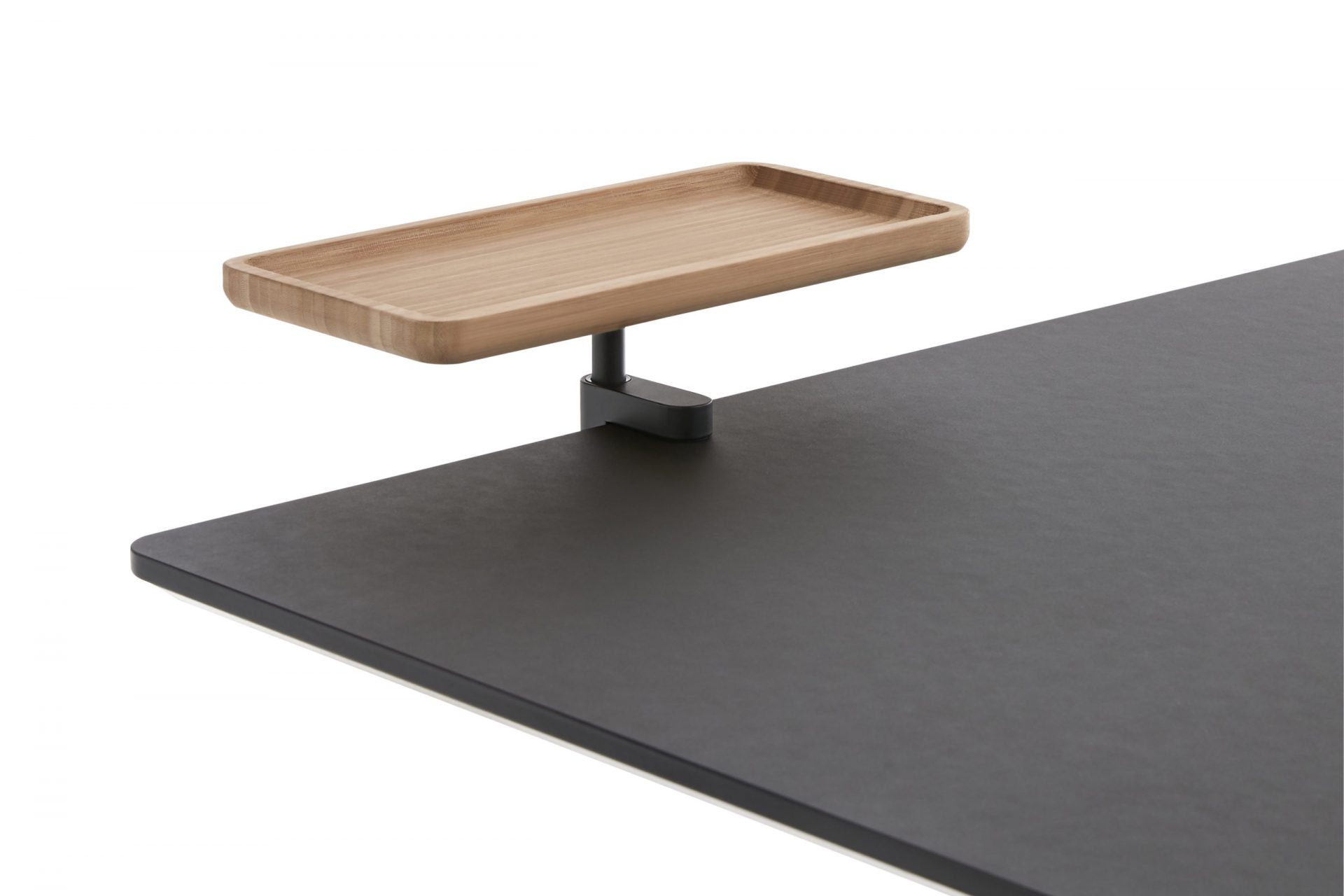 Wood-tray-liten-hylla-skrivbords-tillbehor-dansk-design.jpg